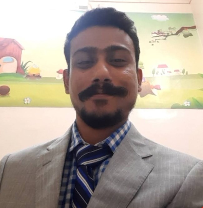 Little Yellow House - Portuguese Era Home room host image