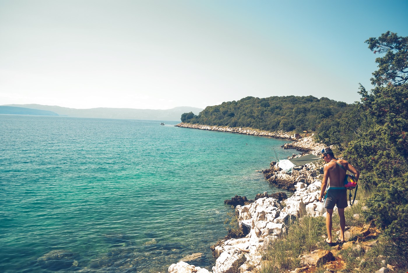 croatia/7a84d426-4655-40f3-a8ba-83b279ff5376_david-gabric-s26CG31JFGo-unsplash.jpg 796 Nomad Stays