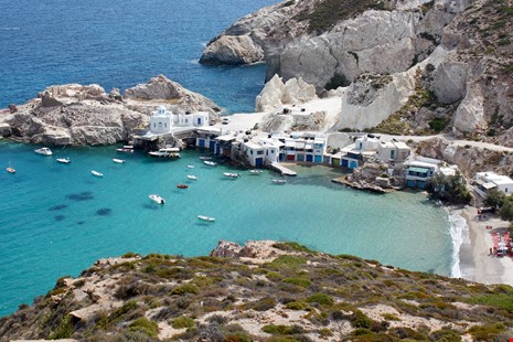 Cyclades greece accommodation for digital nomads