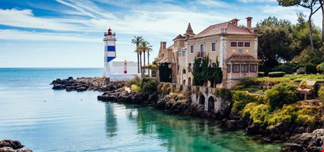 Cascais portugal accommodation for digital nomads