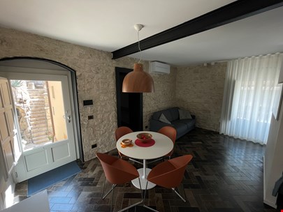 Sample Super Stay workspace image