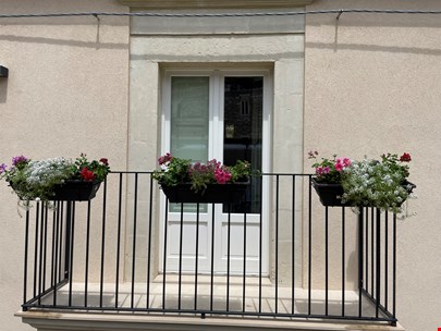 Sample Super Stay workspace image