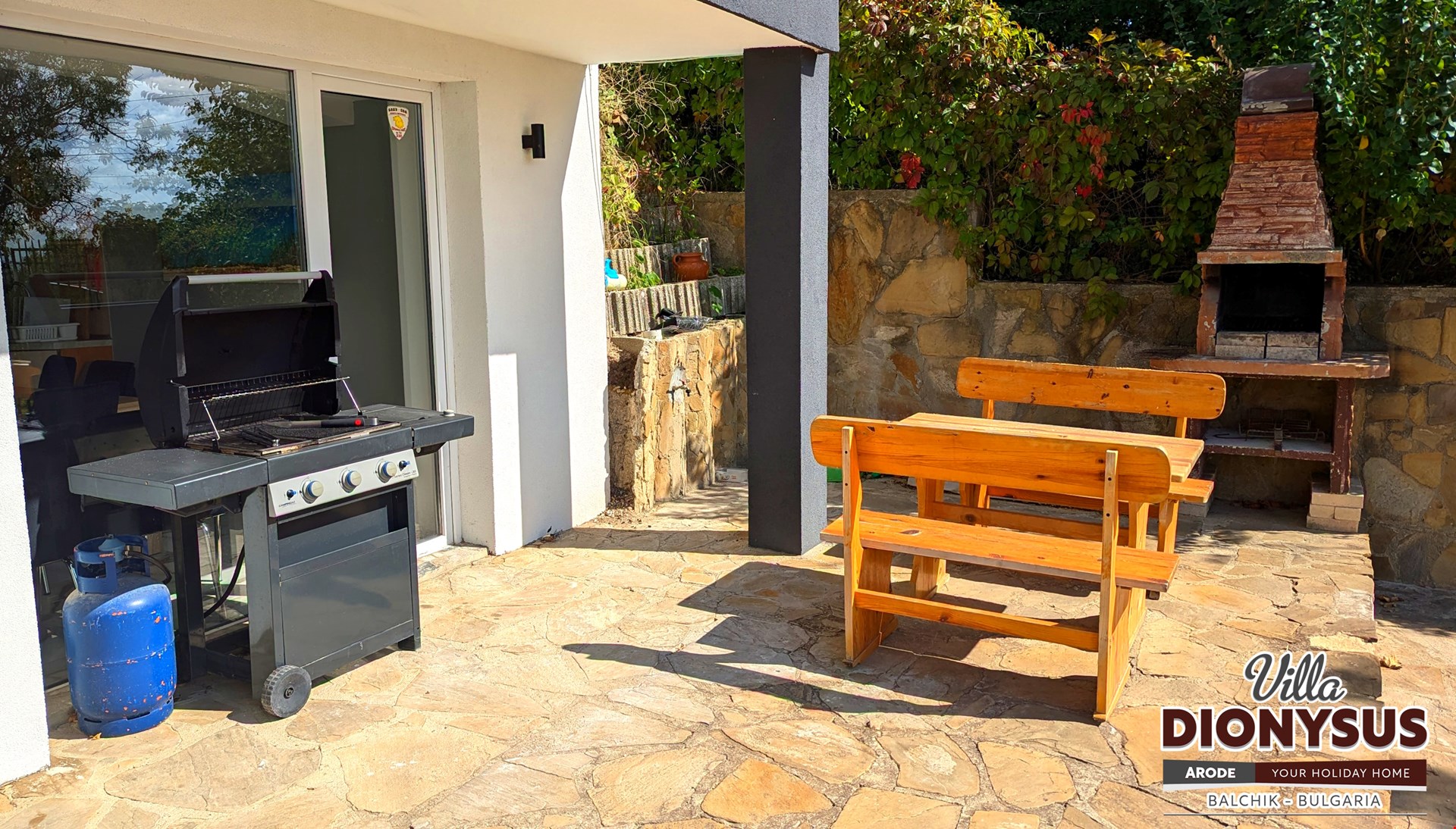 Hotel Balchik Bulgaria nomad remote c9160689-eff0-4009-8eda-70b3cda99dfd_BBQ2.jpg