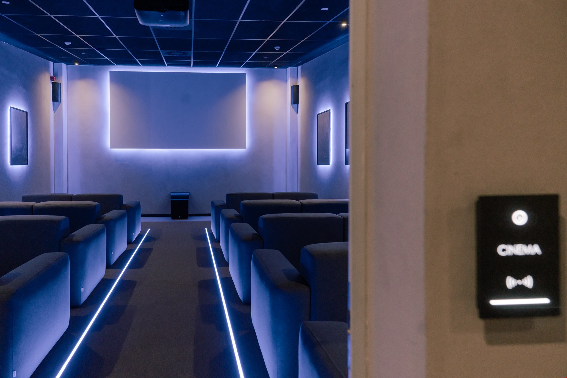 Hotel Barcelona Spain nomad remote b60bd2cc-76b3-4347-8f4c-29b96c8728b0_cinema9.jpg