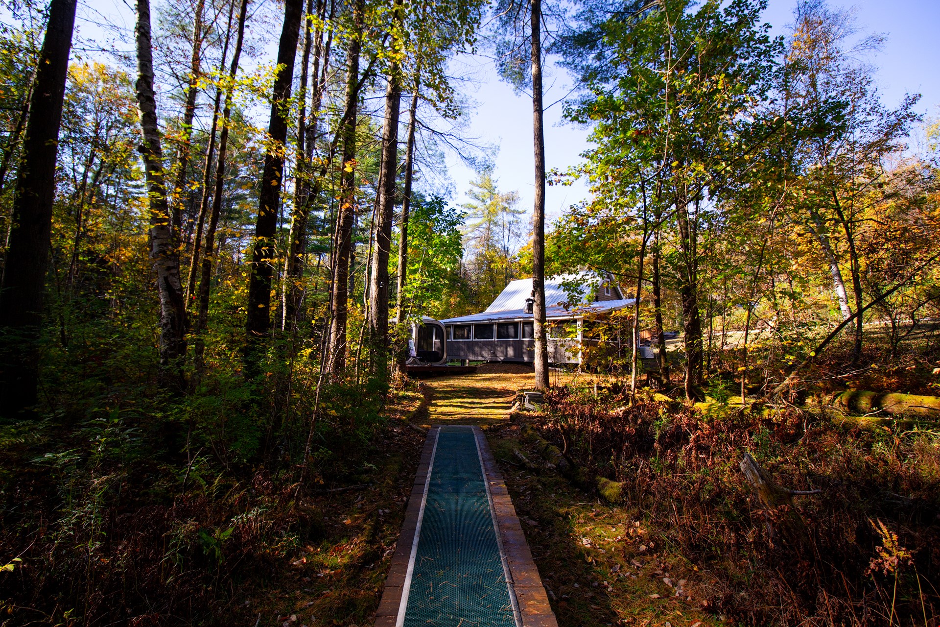 Hotel Fort Ann United States nomad remote 48c66def-4dc4-49ba-88e3-9040e43c6fcf_Backyard.jpg