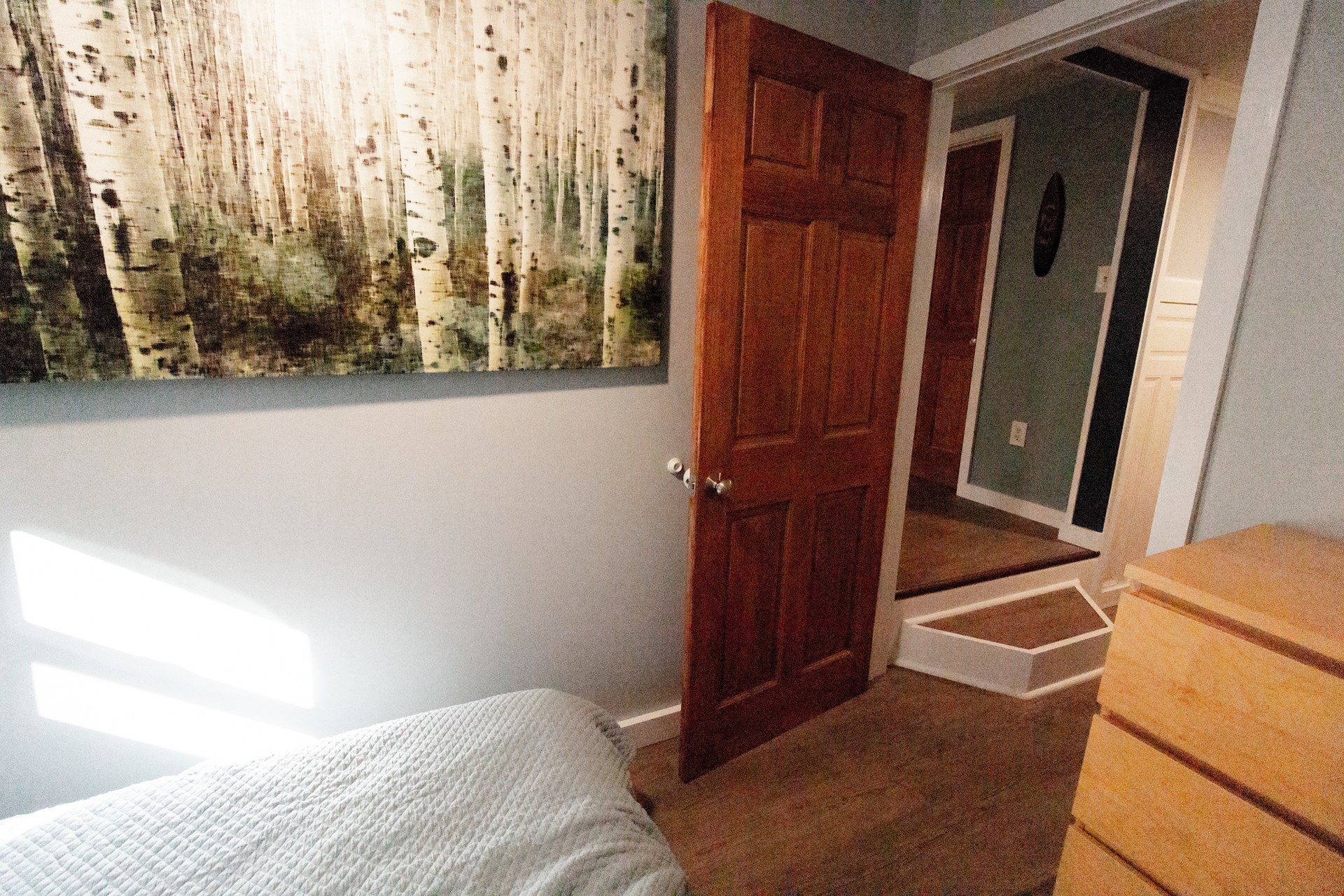 Hotel Fort Ann United States nomad remote 651c8b3f-3ff8-47cd-94a9-e8477910433d_Bedroom1stFloor1.jpg