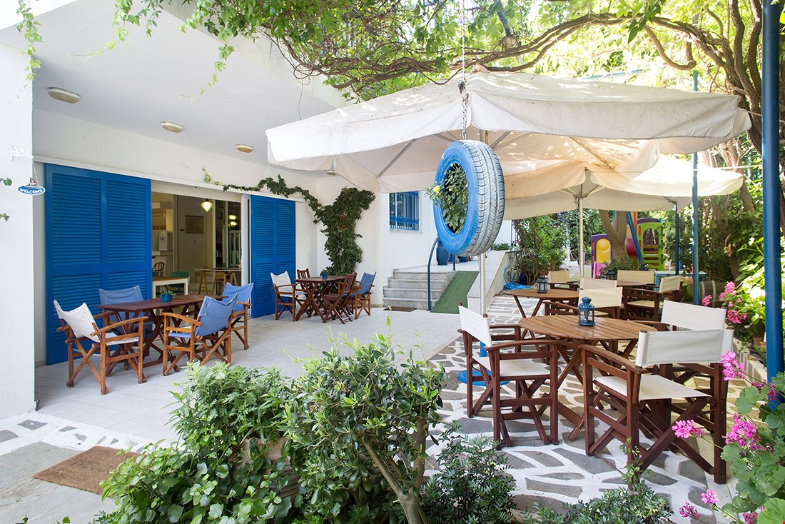 Hotel Xylokastro Greece nomad remote 26a73620-5160-4674-a2fe-a13d1b426744_daphnes_Club_089_garden.JPG