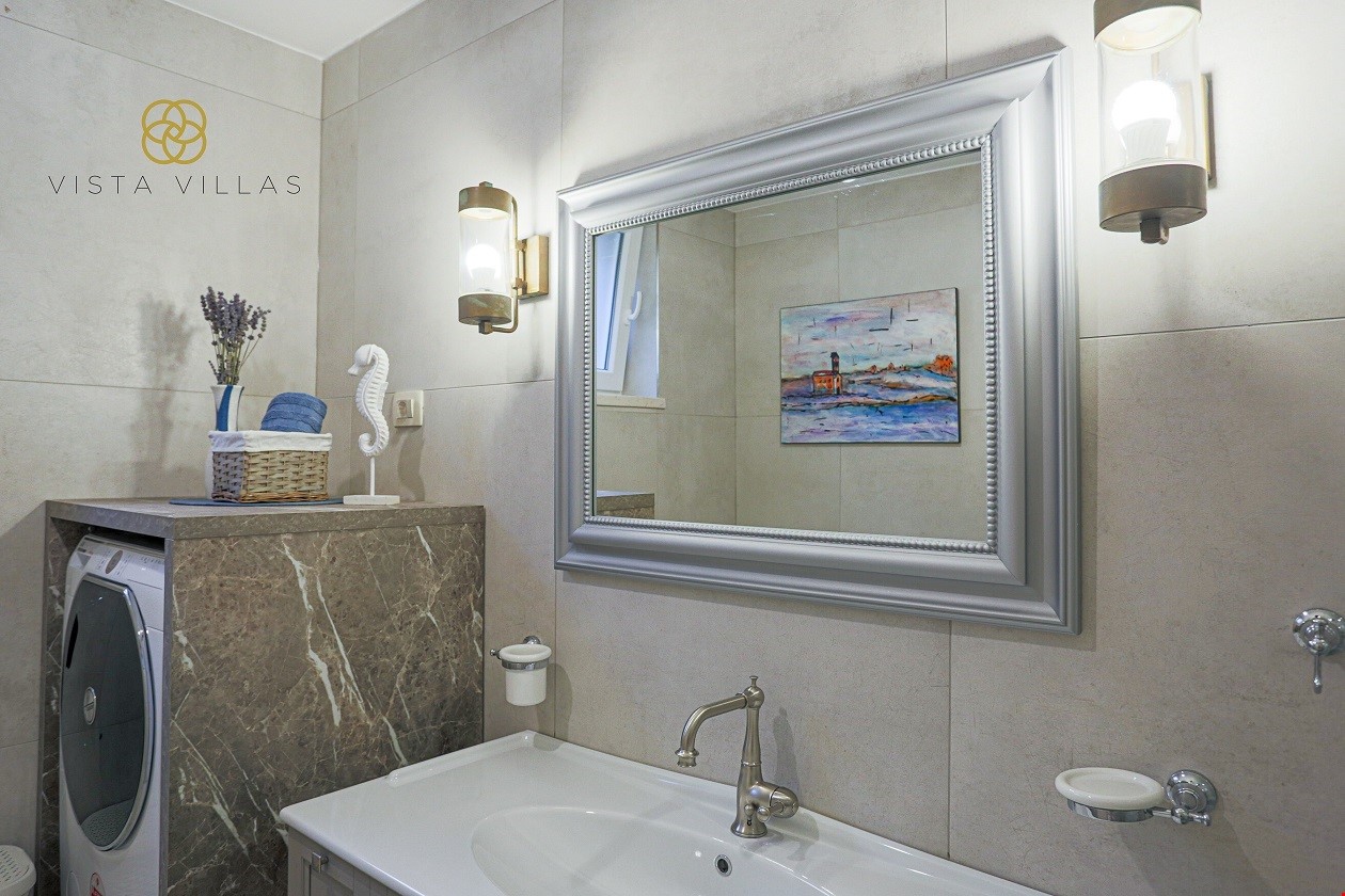 Hotel Ražanac Croatia nomad remote df3bf559-0097-4a4f-b767-2f7b8ee07821_Bathroom.jpg