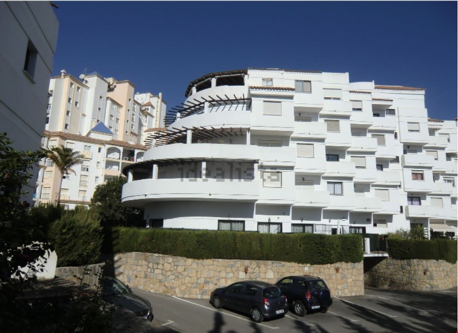 Hotel Estepona Spain nomad remote 54b0ae19-3806-443e-bcbc-726411e7957b_Block.jpg