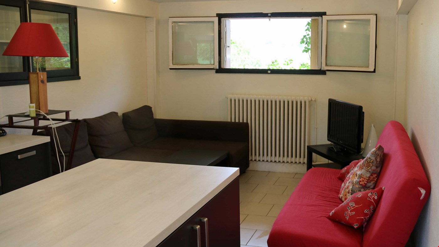 Hotel YENNE France nomad remote fe661716-90b8-4c61-b2e3-5dad42464802_isabelle22-yenne-img-8967.jpg