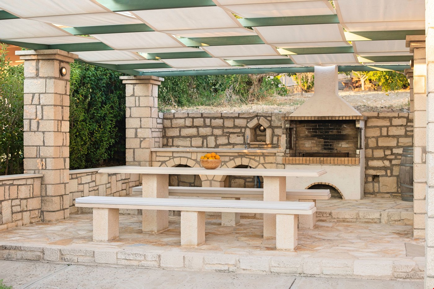 Hotel Xiro Chorio Greece nomad remote 6e9c4635-29d4-4ce5-be50-2a05016491e5_Externalbbq3VillaKiikasAlkyonidesVillasRethymnoCrete.jpg