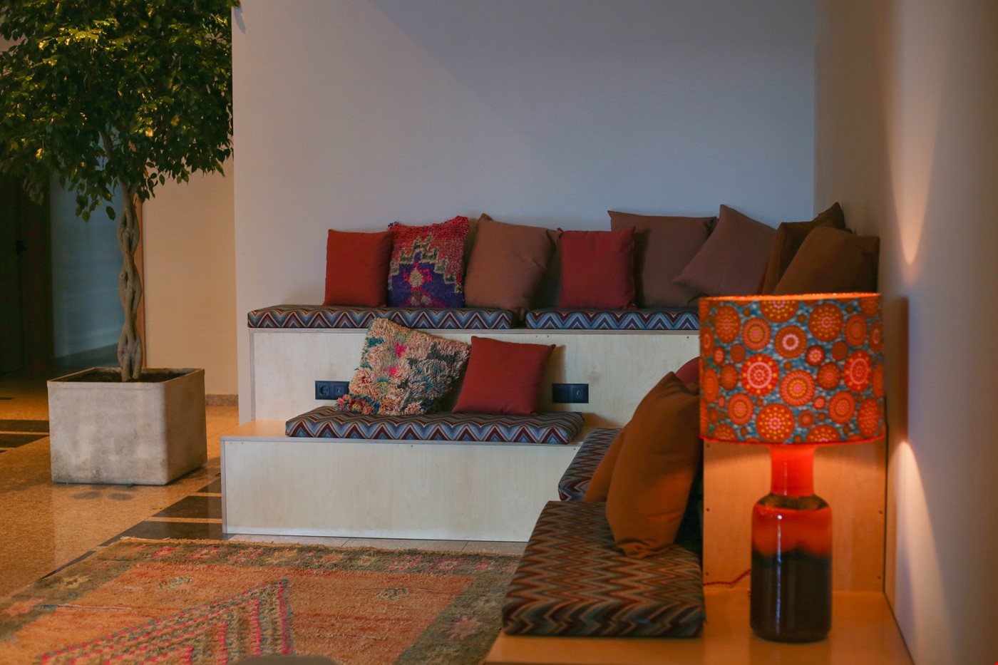 Hotel Sofia Bulgaria nomad remote 1f0fd157-1d34-4ff1-b824-33a4f5fe4493_reception10copyCopy.jpg