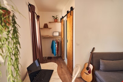 Barefoot Guesthouse Ericeira workspace image