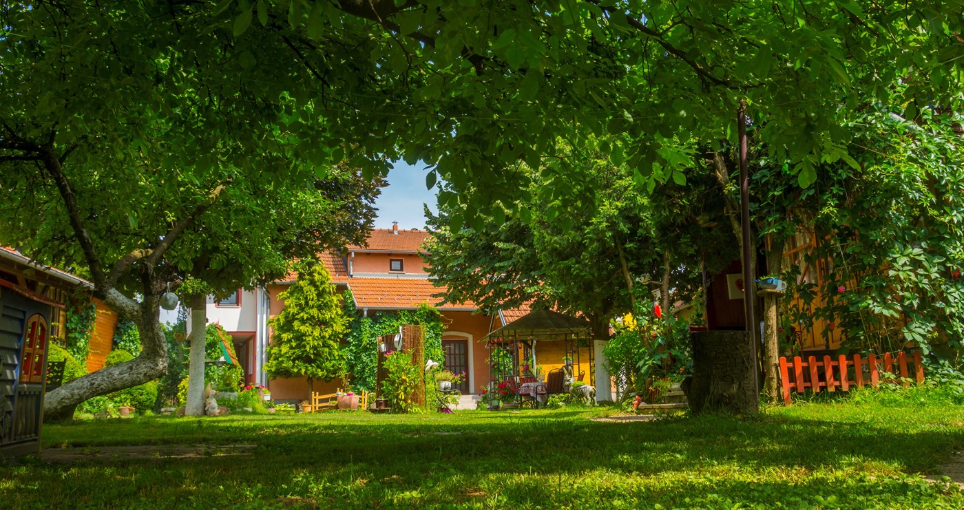 Hotel Zagreb Croatia nomad remote acfced42-a509-48f7-b9da-37cb0c827f38_podkrosnjamacropped.jpg