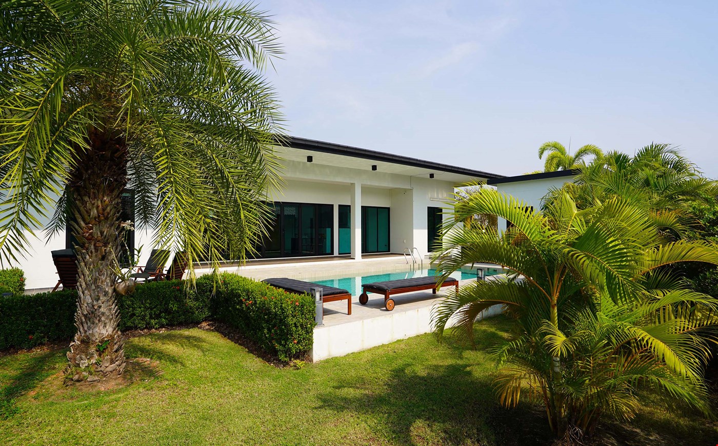 Hotel Kram / Mae Phim Beach Thailand nomad remote ca3468b4-3567-49bd-8577-cc2042842f0f_thailandprivatepoolvilla7.jpg
