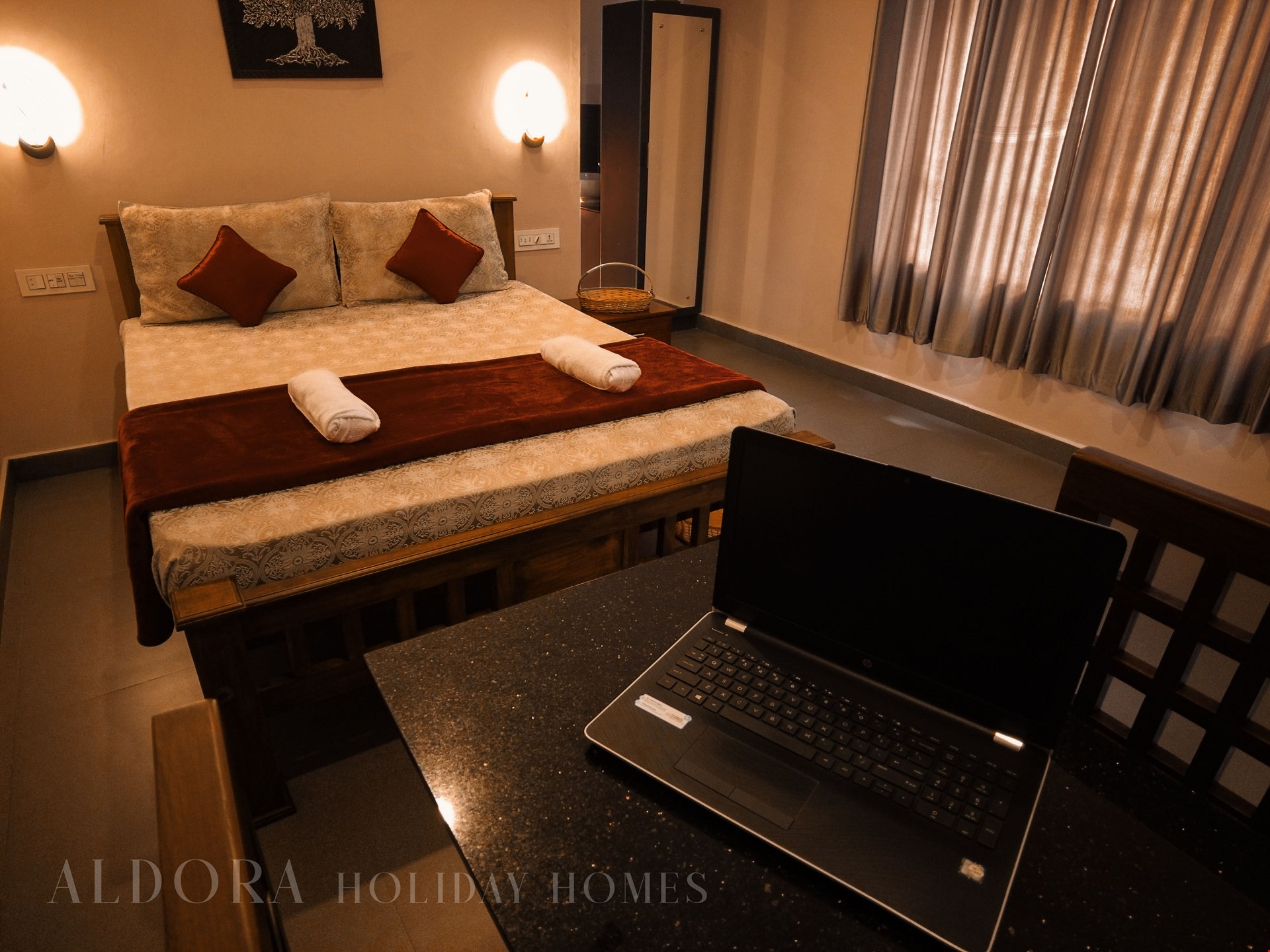 Hotel Chundale India nomad remote c9edccf4-836f-4356-954e-c661adbd9867_Aldora7roomwithlap.jpg