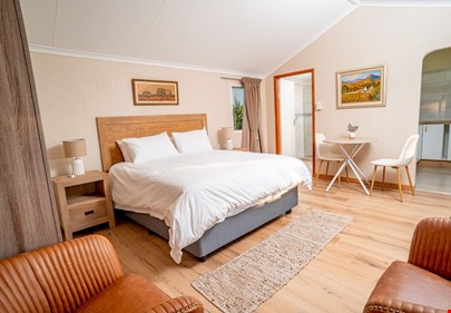 Hartbeespoort stays for digital nomads fd55fc8b-0c44-4ded-93dd-f0f4fc5243a2_JOS00981Resize.jpg