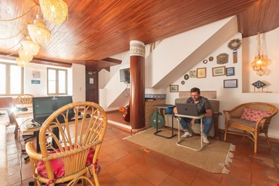 WOT Ericeira Lodge room workspace image