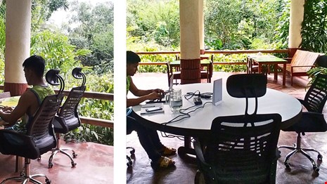 Habitat Bohol Highland Nature Resort room workspace image fc93fc20-5e5a-4736-8e84-f710bb7c59a4_Room3bdesk.jpg