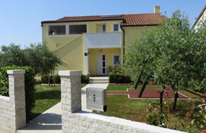 Apartment Thea